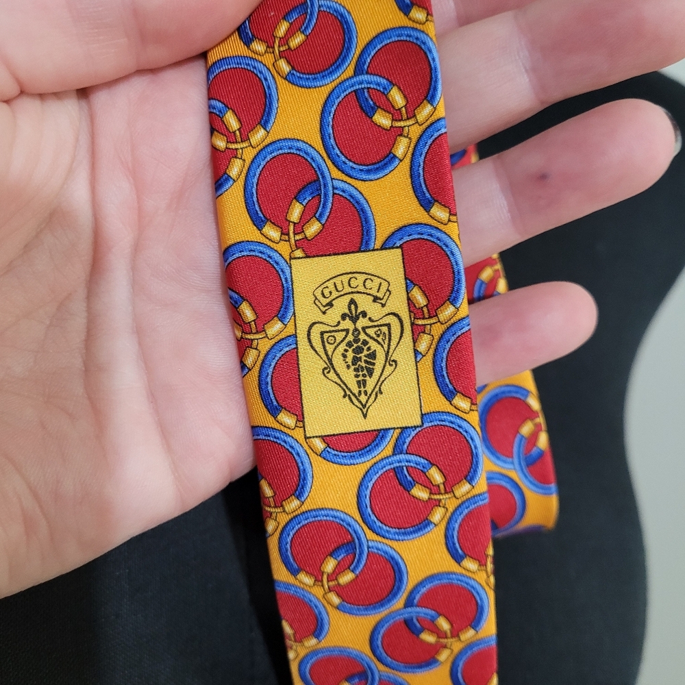 Gucci Red Geometric Pattern Tie - Picture 7 of 13